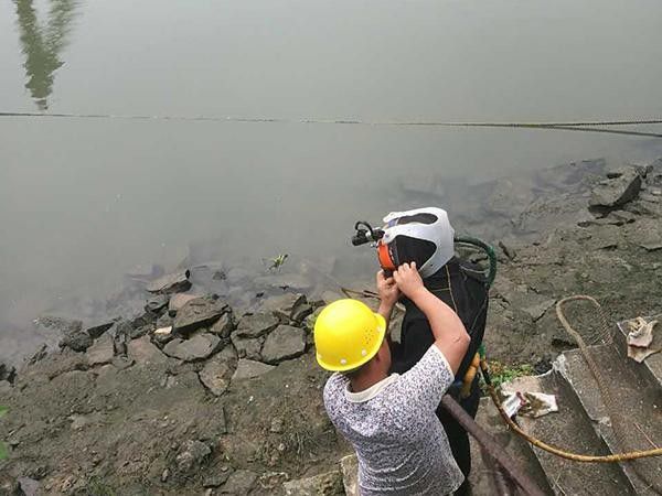 文昌市水下打捞物品-水下管道堵头拆除(图3)